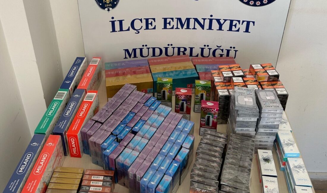MUĞLA (AA) – Muğla'nın Datça ilçesinde düzenlenen kaçakçılık operasyonunda 3