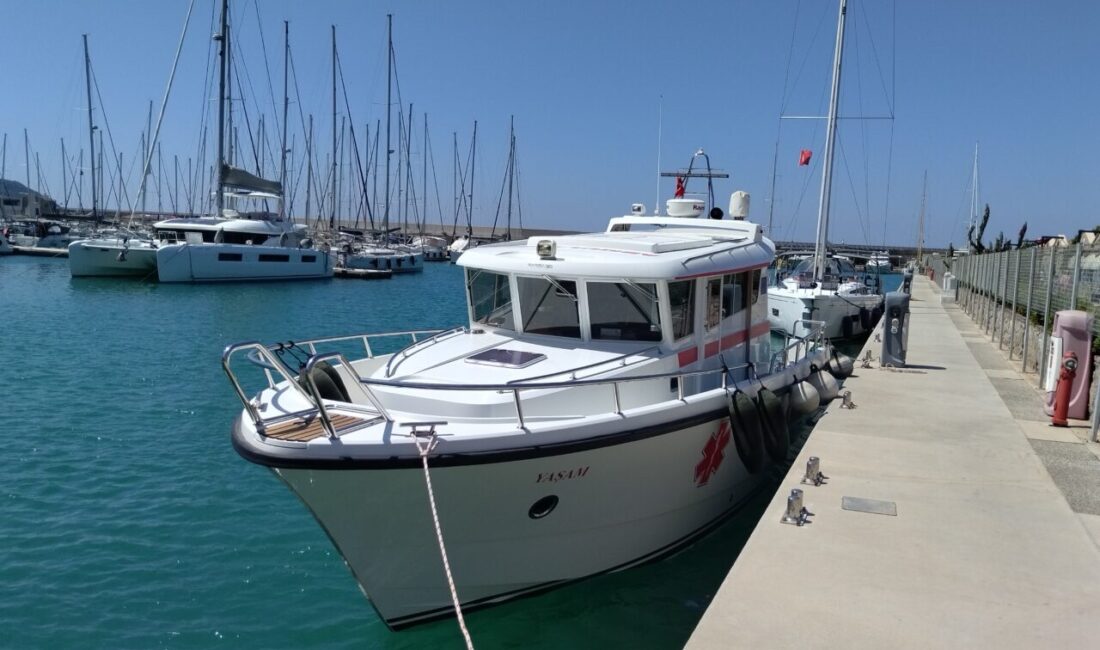 MUĞLA (AA) – Muğla'da dalış sırasında vurgun yiyen dalgıç, İzmir'de