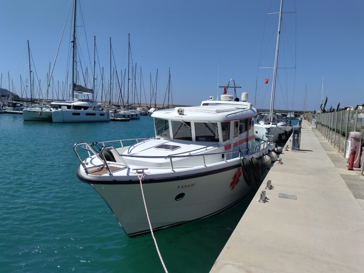 MUĞLA (AA) – Muğla'da dalış sırasında vurgun yiyen dalgıç, İzmir'de