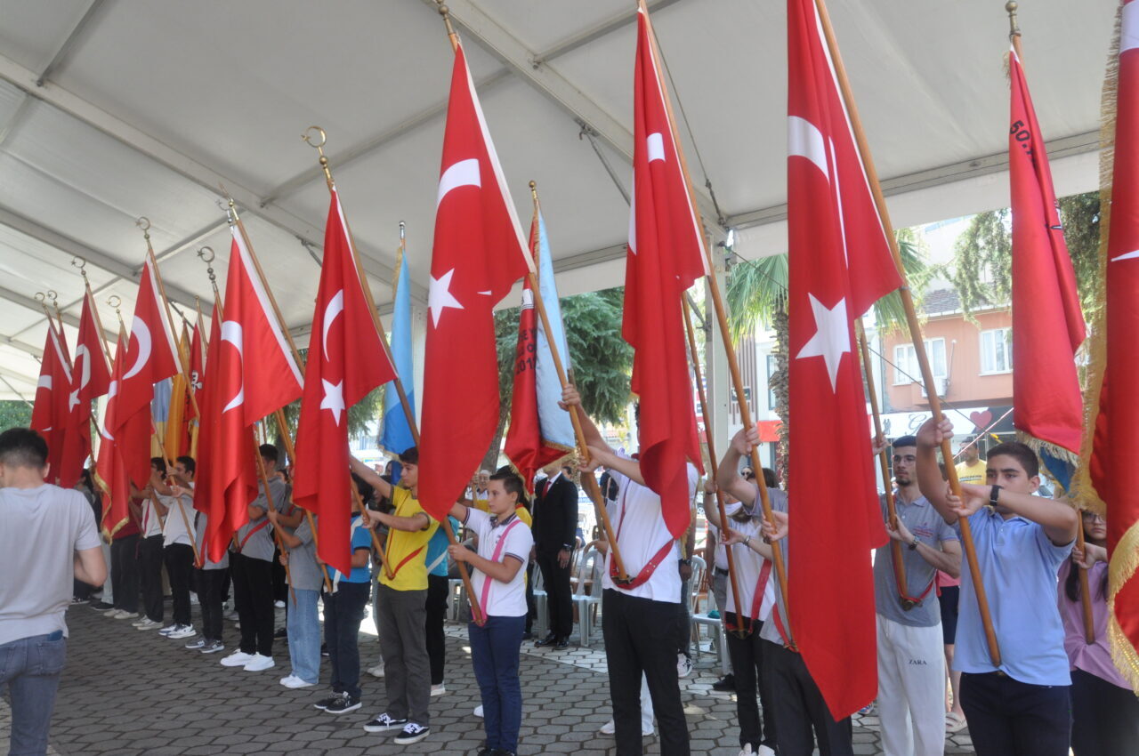 İZMİR (AA) – İzmir'in Ödemiş ilçesinde 30 Ağustos Zafer Bayramı