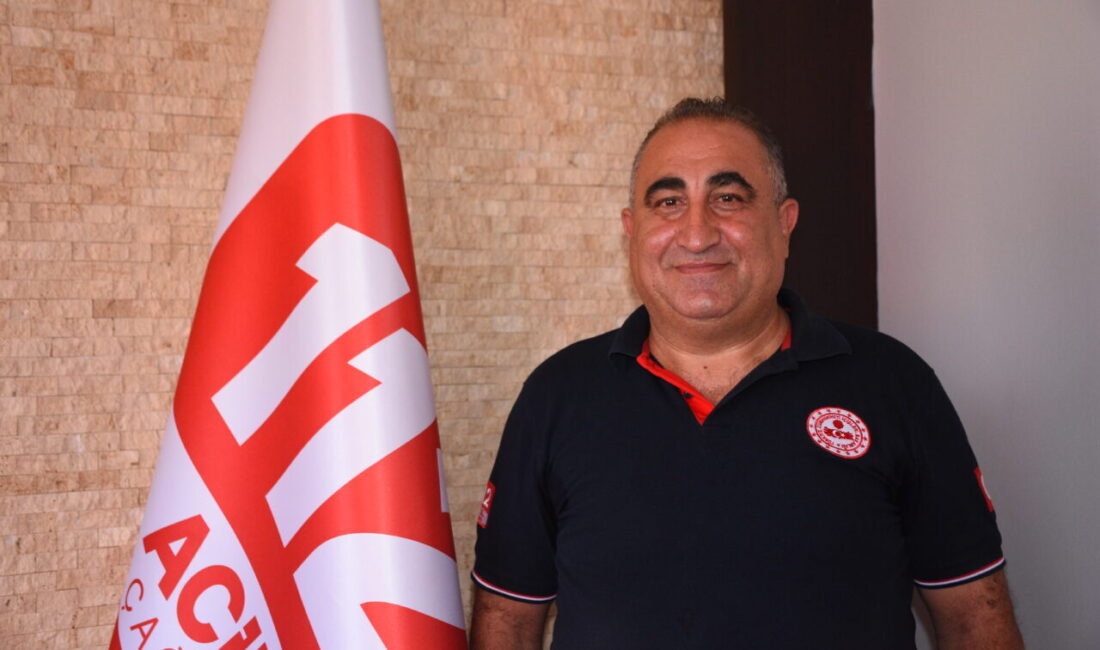 AFYONKARAHİSAR (AA) – Afyonkarahisar'da oğlunun boğazına fındık kaçan anneyi telefonda