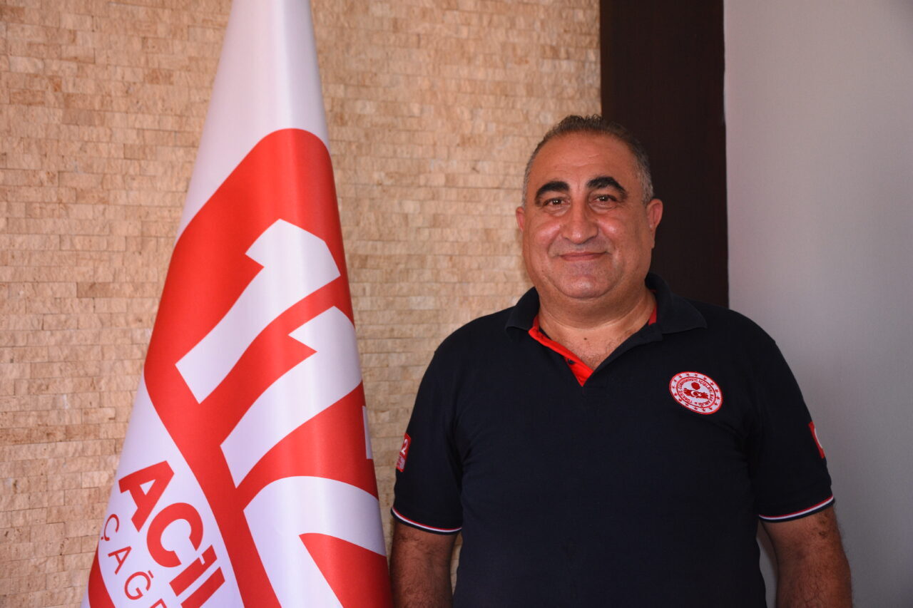 AFYONKARAHİSAR (AA) – Afyonkarahisar'da oğlunun boğazına fındık kaçan anneyi telefonda