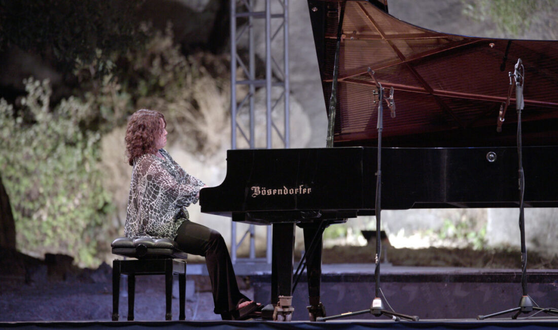MUĞLA (AA) – Rus asıllı piyanist Katya Apekisheva, Kültür ve