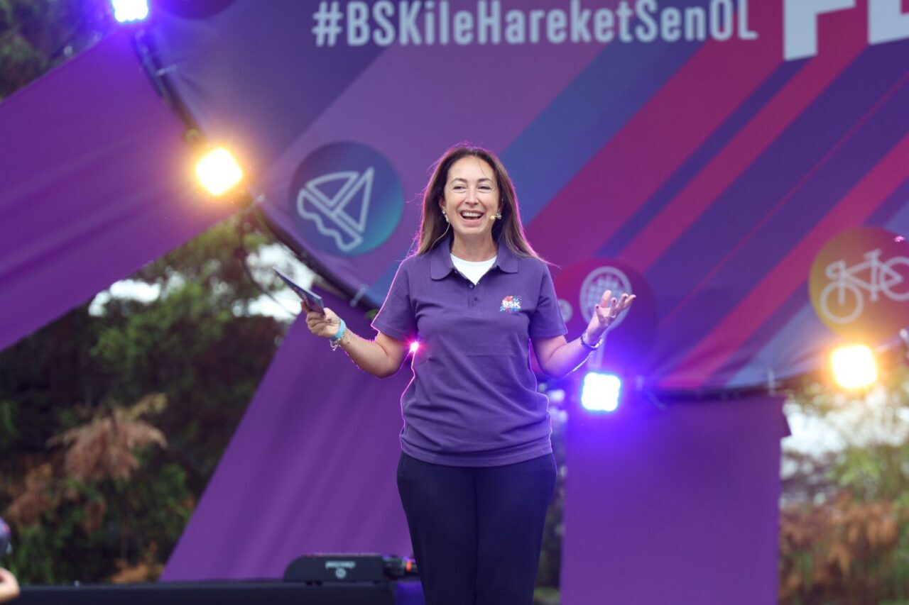 - Borusan Holding İnsan, İletişim ve Sürdürülebilirlik Grup Başkanı Nursel