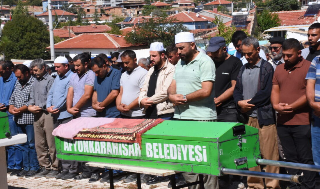 AFYONKARAHİSAR (AA) – Afyonkarahisar'da bir kişinin tabancayla öldürdüğü eski eşi