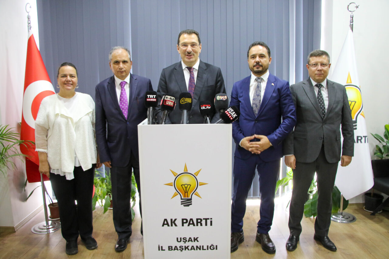 - "Bizim yaptığımız iş milletimize hizmetkarlıktır. Nerede bulunursak bulunalım, bu