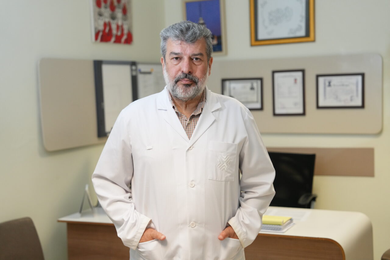 - Medipol Mega Üniversite Hastanesi Nöroloji Uzmanı Prof. Dr. Lütfü