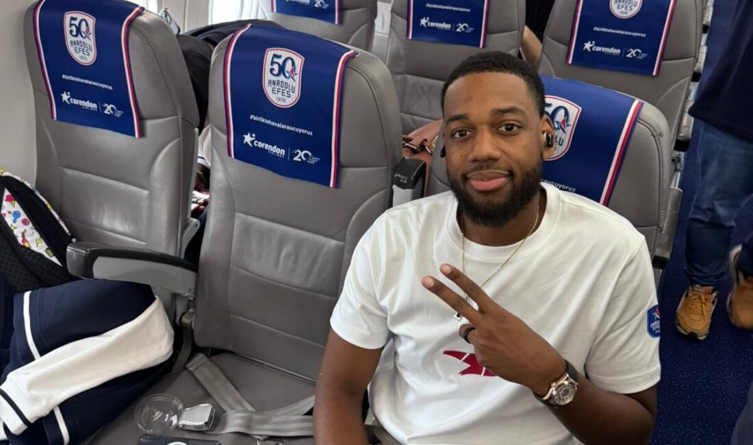 İSTANBUL (AA) – Corendon Airlines, 50. yılını kutlayan Anadolu Efes