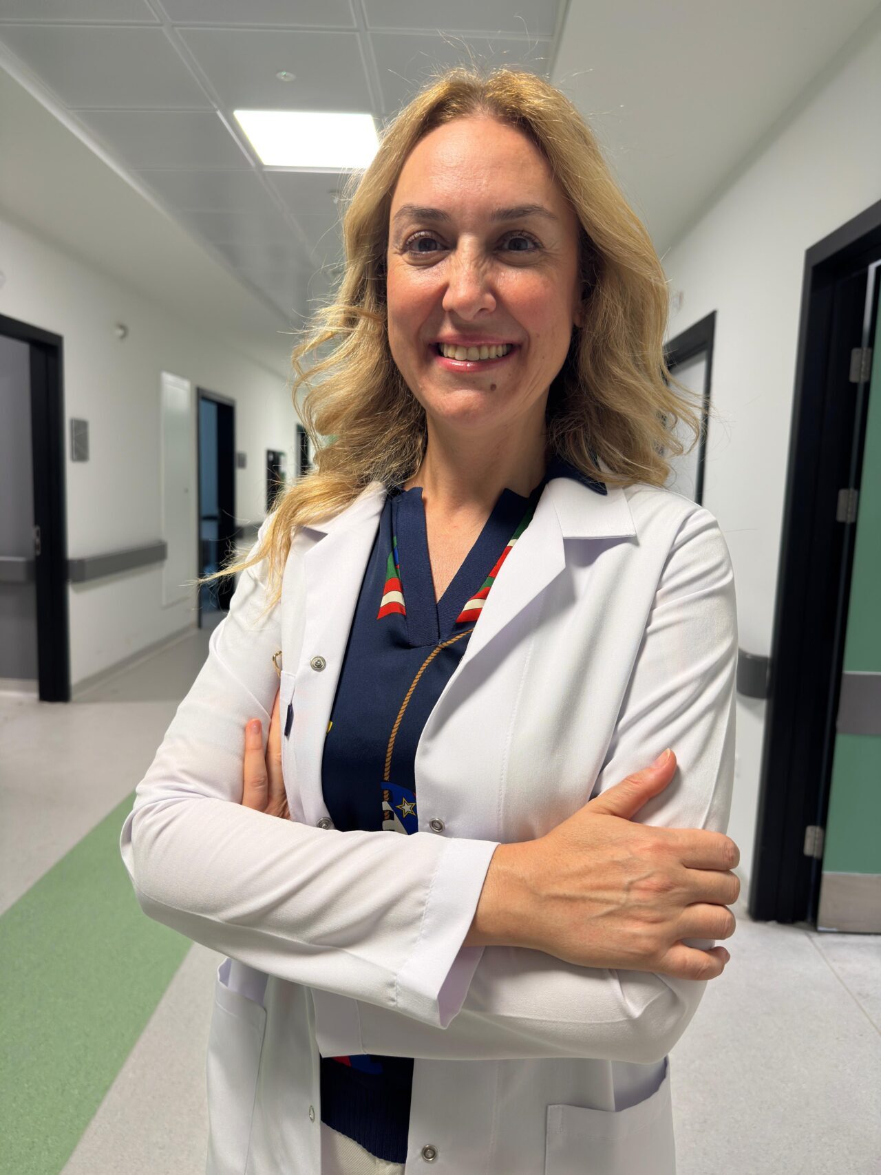 - Anne Emine Ekren:
- "Eşimle 23 yıllık evliyim, hala doğru