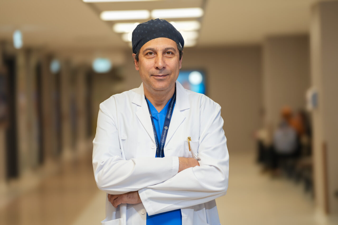 - Medipol Bahçelievler Hastanesi Kalp Damar Cerrahisi Uzmanı Prof. Dr.