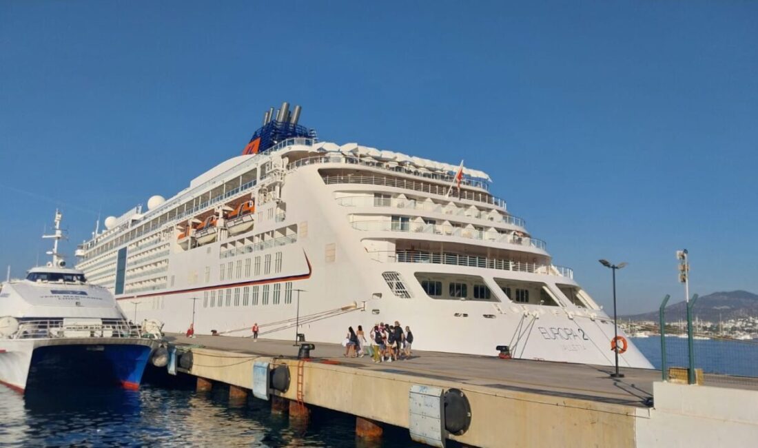 MUĞLA (AA) – Muğla'nın Bodrum ilçesine "Europa 2" kruvaziyeriyle 481