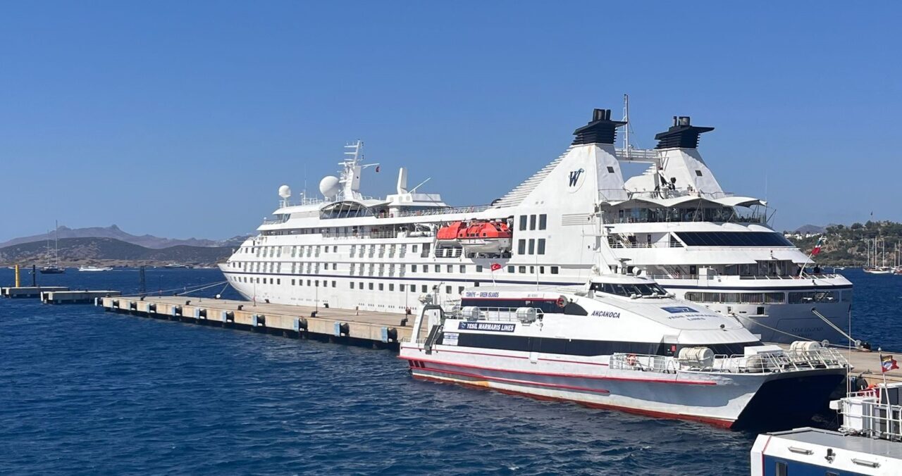 MUĞLA (AA) – Muğla'nın Bodrum ilçesine, "Star Legend" isimli kruvaziyerle