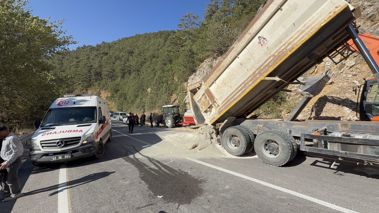 KÜTAHYA (AA) – Kütahya’nın Domaniç ilçesini Bursa’nın İnegöl ilçesine bağlayan