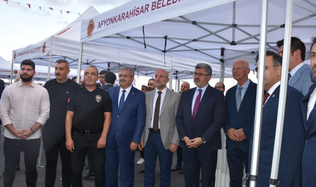 AFYONKARAHİSAR (AA) – Afyonkarahisar'da düzenlenen Dünya Motokros Şampiyonası'nın (MXGP Of