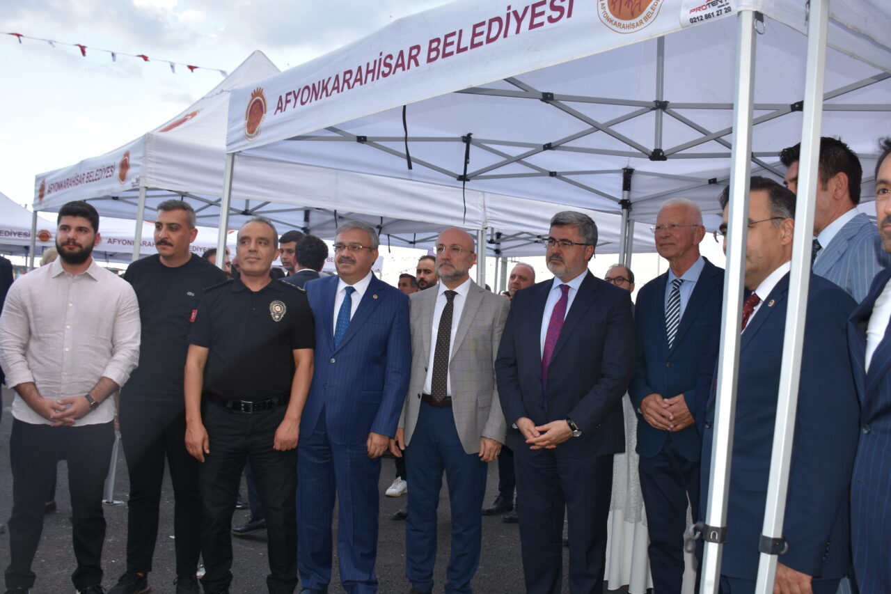 AFYONKARAHİSAR (AA) – Afyonkarahisar'da düzenlenen Dünya Motokros Şampiyonası'nın (MXGP Of