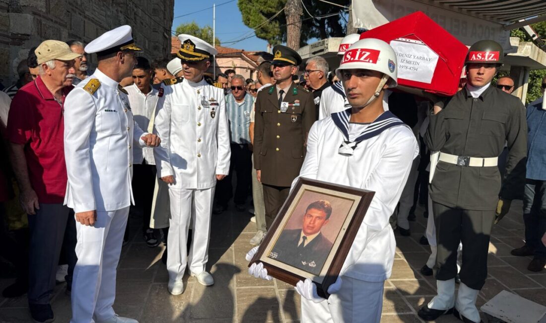 - Kardak krizi sırasında Sualtı Taarruz Grup Komutanı olarak görev