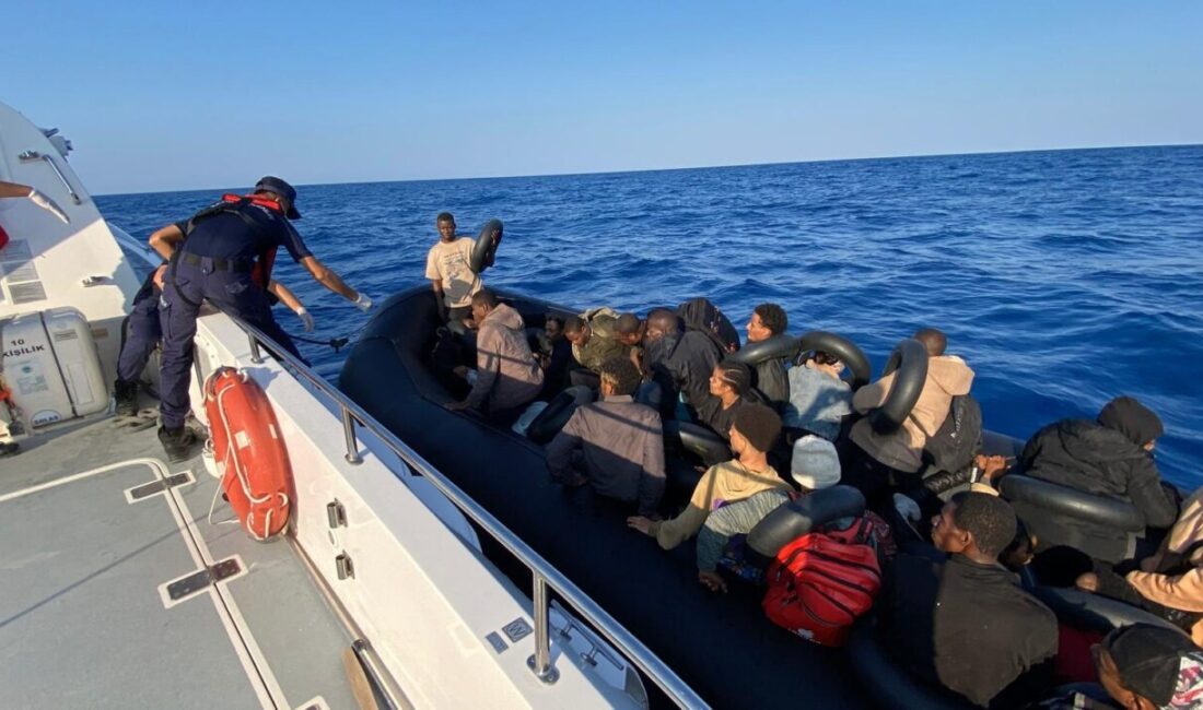 MUĞLA (AA) – Muğla'nın Fethiye ilçesi açıklarında 36 düzensiz göçmen