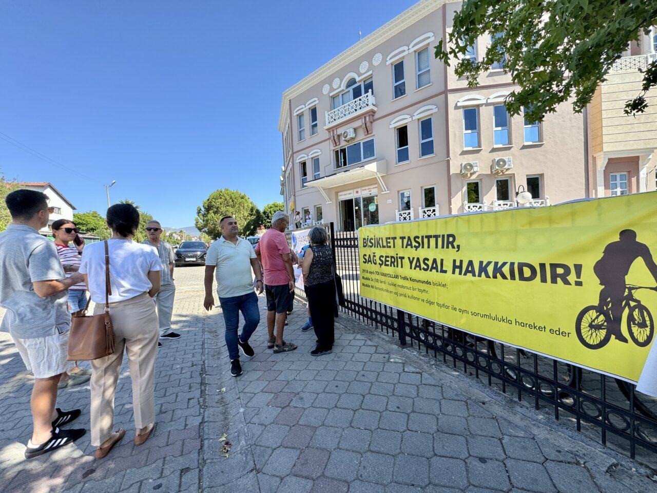 MUĞLA (AA) – Muğla'nın Fethiye ilçesinde 2 bisikletlinin hayatını kaybettiği,