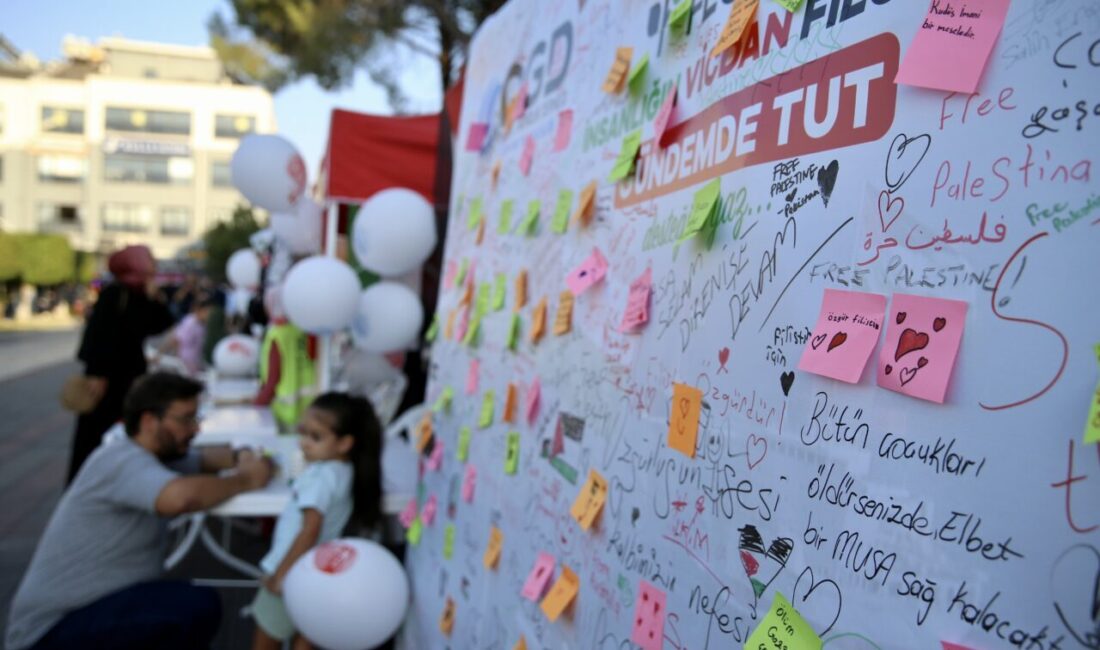 MUĞLA (AA) – Muğla'nın Fethiye ilçesinde, Filistin'e destek ve İsrail'in