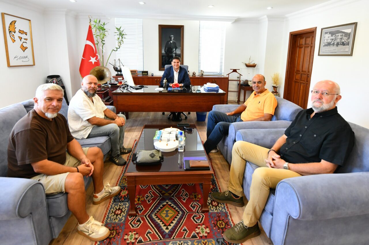 MUĞLA (AA) – Ölüdeniz Yamaç Paraşütü Pilotları Turizm İşletme Kooperatifi