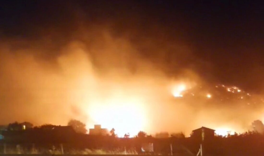 İZMİR (AA) – İzmir'in Bayındır ilçesinde dağlık alanda çıkan yangın