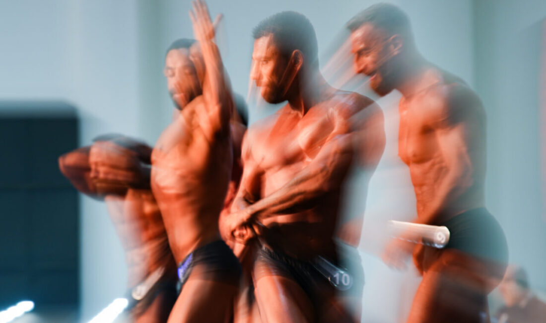İZMİR (AA) – İzmir'de Türkiye Vücut Geliştirme ve Fitness Federasyonu