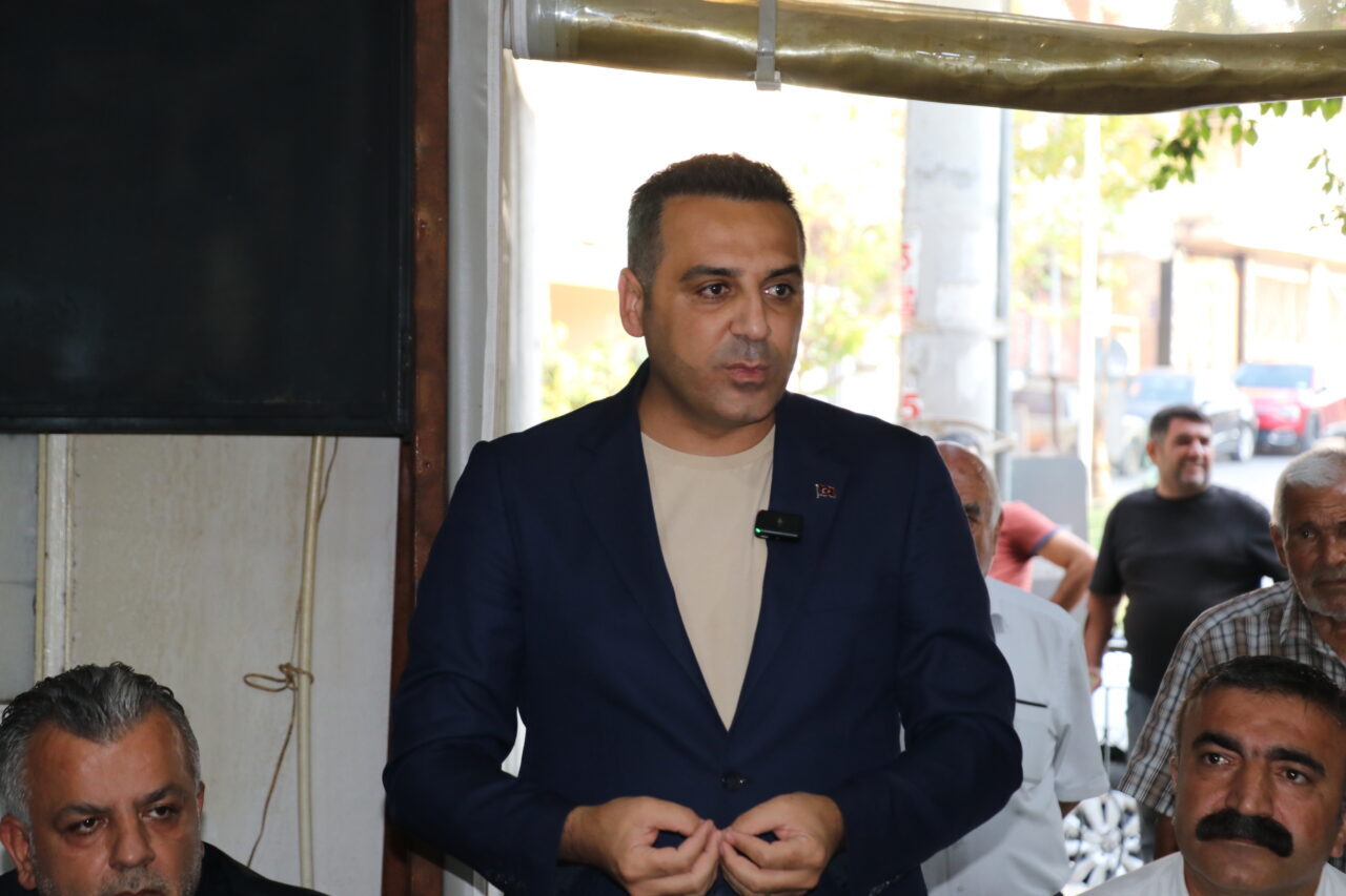 İZMİR (AA) – İzmir'in Çiğli ilçesindeki kapatılan Harmandalı Düzenli Atık