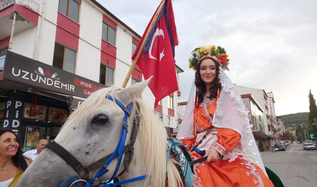 DENİZLİ (AA) – Denizli'nin Kale ilçesinde Alperen Ersoy, geleneksel köy