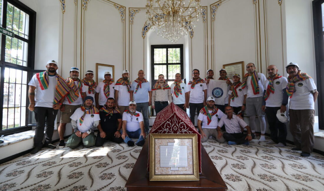 KÜTAHYA (AA) – Ertuğrul Ocağı Derneği üyeleri, Kayı Boyu'nun tarihi