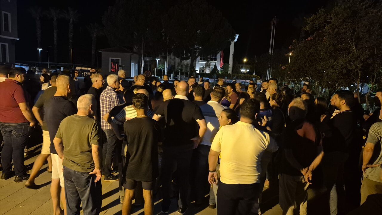 MUĞLA (AA) – Muğla'nın Köyceğiz ilçesinde "imar yolsuzluğu" soruşturması kapsamında