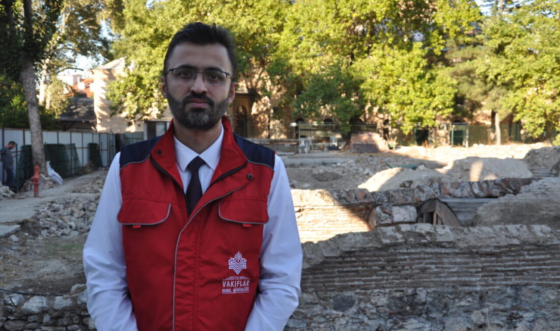 KÜTAHYA (AA) – Kütahya'da yürütülen kazı çalışmalarında hamam ve mescit