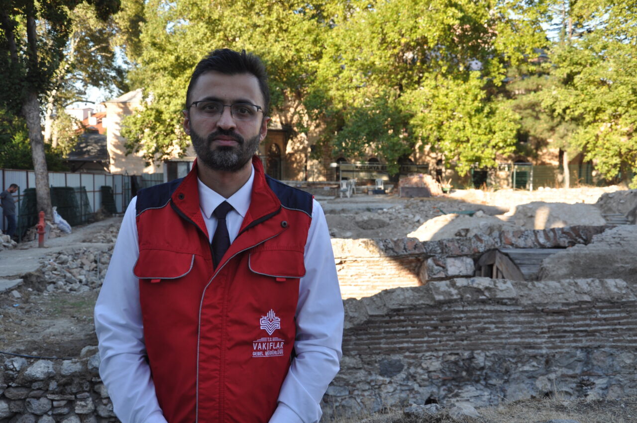 KÜTAHYA (AA) – Kütahya'da yürütülen kazı çalışmalarında hamam ve mescit