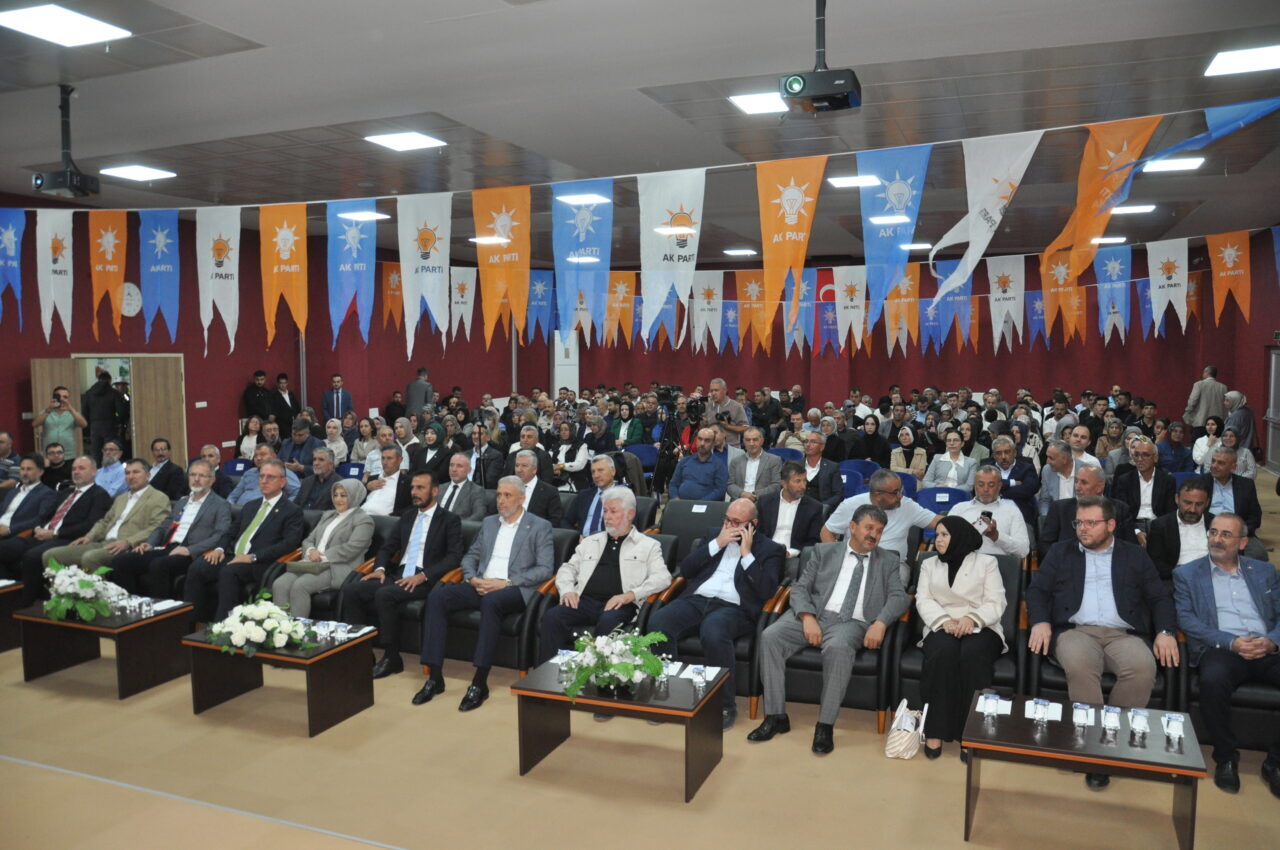 KÜTAHYA (AA) – Kütahya'da "Yeşil Dönüşüm ve İklim Farkındalığı Programı"