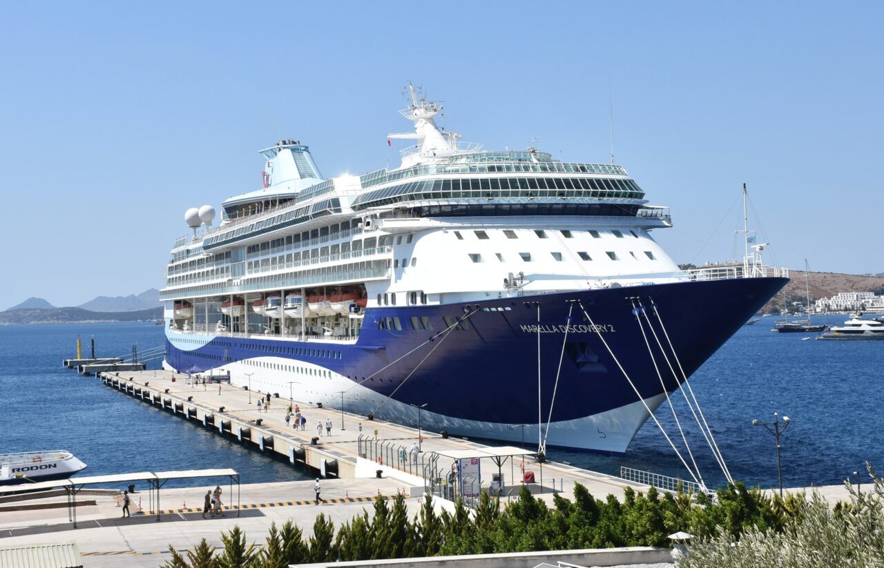 MUĞLA (AA) – Muğla'nın Bodrum ilçesine "Marella Discovery 2" isimli