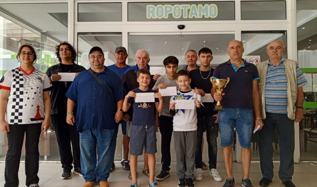 MUĞLA (AA) – Muğla Büyükşehir Belediyesi sporcularının Bulgaristan'da düzenlenen Primorsko