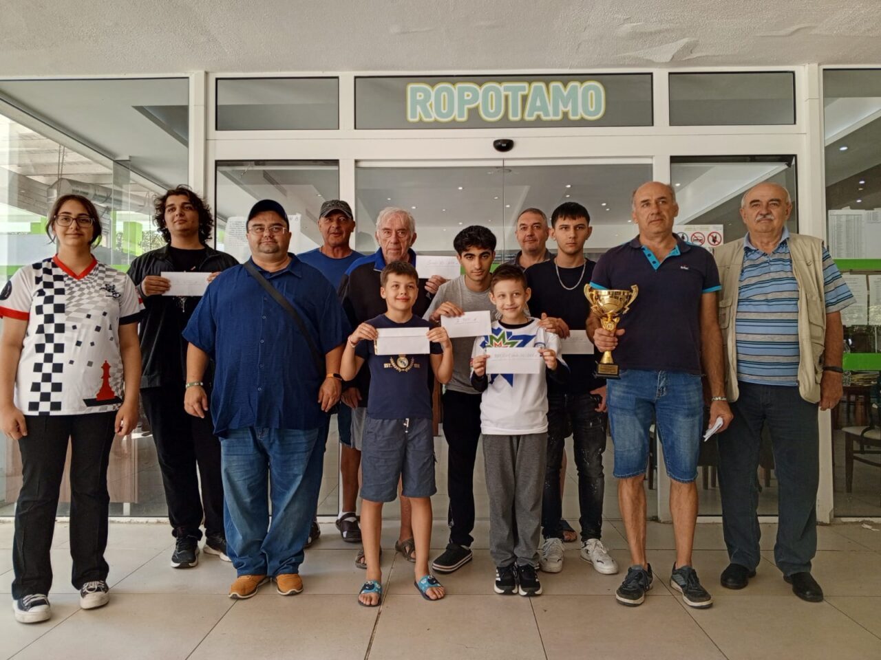 MUĞLA (AA) – Muğla Büyükşehir Belediyesi sporcularının Bulgaristan'da düzenlenen Primorsko