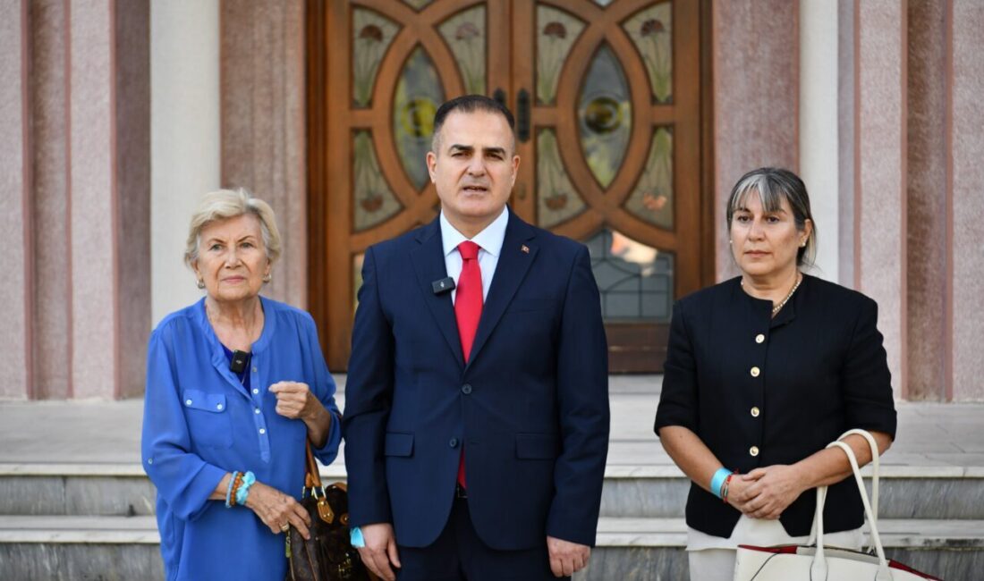 MUĞLA (AA) – Muğla Valisi İdris Akbıyık, Küresel Sumud Filosu'na