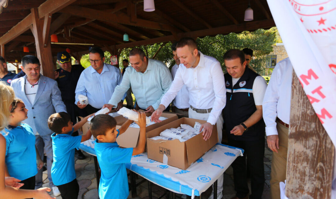 MUĞLA (AA) – Muğla'nın Milas ilçesinde düzenlenen etkinlikte 160 bin