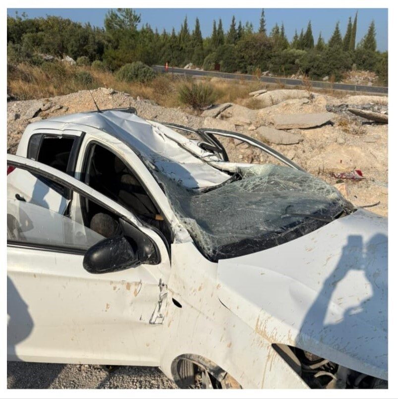 MUĞLA (AA) – Muğla'nın Menteşe ilçesinde takla atan otomobilin sürücüsü
