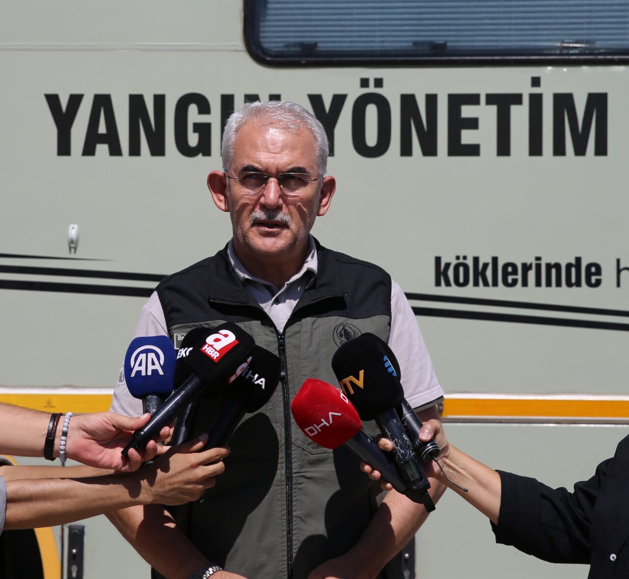- "(Denizli Buldan'daki) Yangının özellikle batı kısmında ilerlemesini durdurduk, doğu