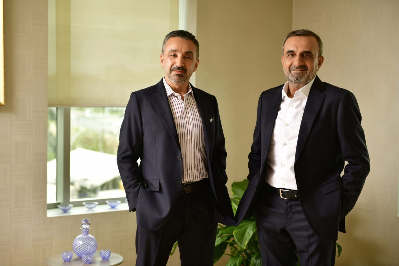 - Vefa Group Yönetim Kurulu Başkanı Orhan Güner:
- "35. yılımızı