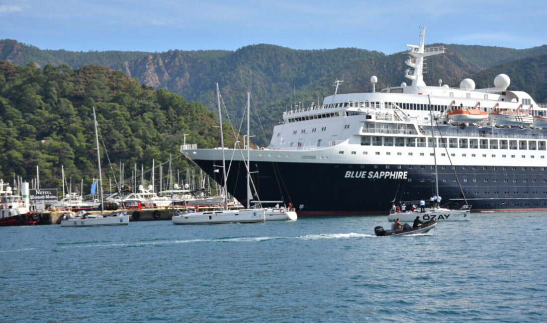 - Muğla'nın Marmaris ilçesinde düzenlenen yarışlara, 21 ülkeden 113 yelkenli