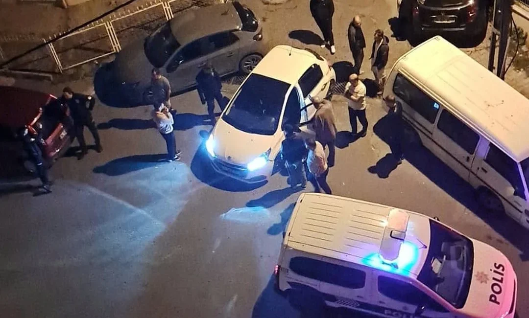 İstanbul’da Trafikte başlayan tartışma, korkunç bir sonla bitti. Gece saatlerinde