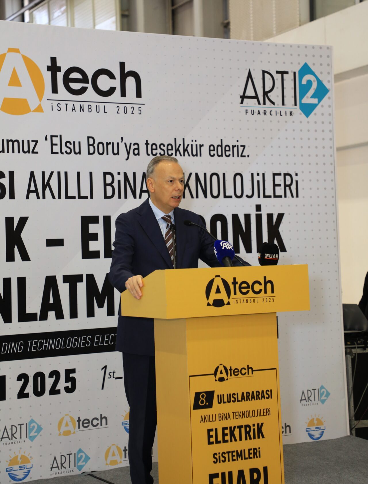 - Ticaret Bakan Yardımcısı Özgür Volkan Ağar:
- "Kentleşme hızının artması,