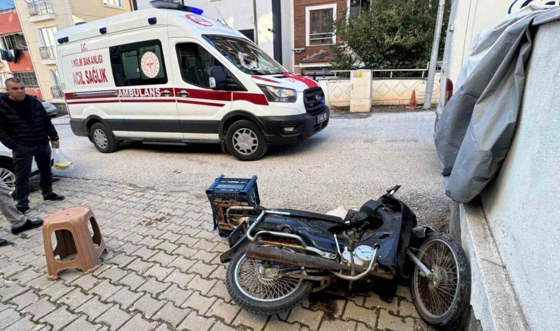 Bilecik’te ticari araç ile motosikletin çarpışması sonucu meydana gelen trafik