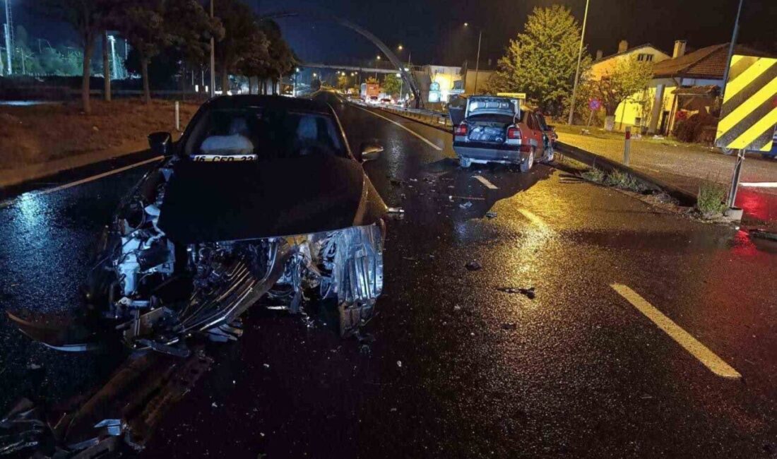 Bilecik’te meydana gelen trafik kazasında 2 kişi yaralandı. Kaza dün