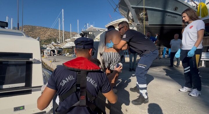 MUĞLA (AA) – Muğla'nın Bodrum ilçesinde teknede yaralanan kişi, Sahil