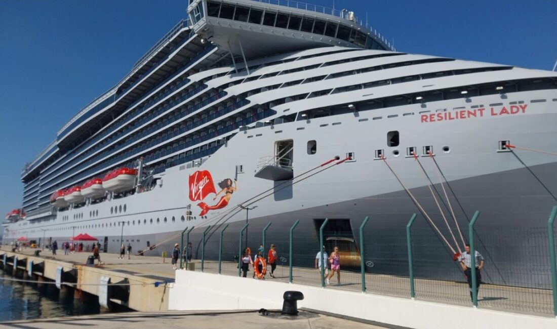 MUĞLA (AA) – Muğla'nın Bodrum ilçesine, "Resilient Lady" ve "Astoria