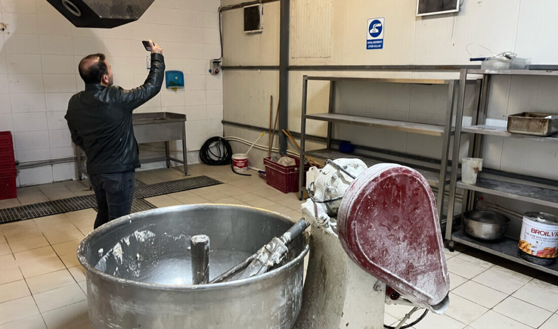 DENİZLİ (AA) – Denizli'nin Merkezefendi Belediyesine ait halk ekmek fabrikasında