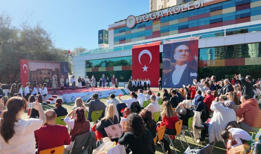 - Doğa Koleji Genel Müdürü Selim Genç:
- "Atatürk'ün 'en büyük